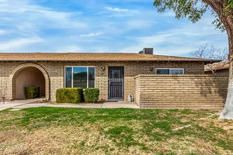 6514 S Lakeshore Dr #C, Tempe, AZ 85283