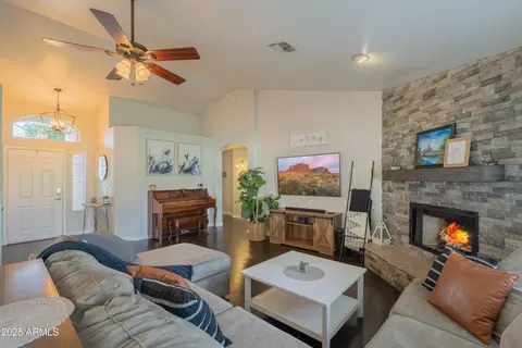 Living - 1550 E Park Ave, Gilbert, AZ 85234 photo 3 of 3