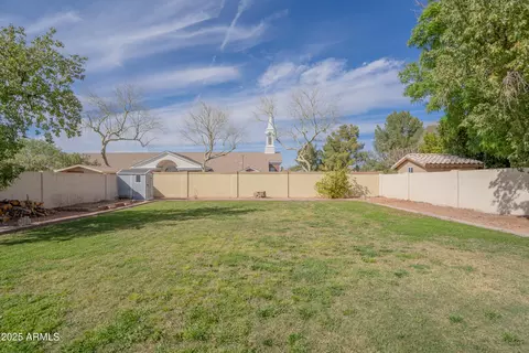Exterior - 1550 E Park Ave, Gilbert, AZ 85234 photo 6 of 6