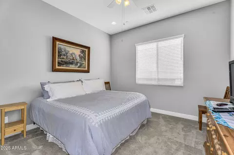 Bedroom - 2854 E Cashman Dr, Phoenix, AZ 85050 photo 2 of 4