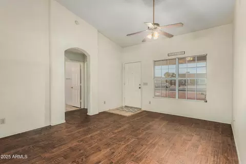 4622 E Fairbrook Cir, Mesa, AZ 85205 photo 2