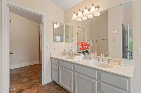 4728 E Swilling Rd, Phoenix, AZ 85050 photo 15