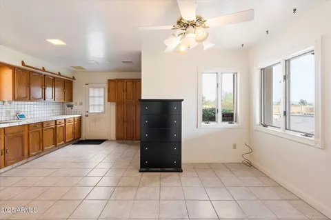 4041 E Mountain View Rd, Phoenix, AZ 85028 photo 10