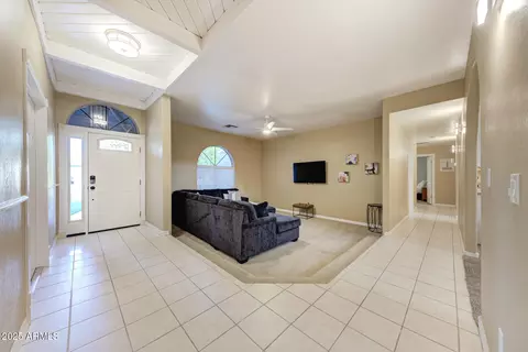 866 N N Frst, Mesa, AZ 85203 photo 3