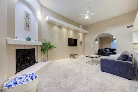 866 N N Frst, Mesa, AZ 85203 photo 12
