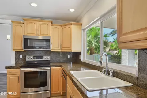 4072 E Mountain Vista Dr, Phoenix, AZ 85048 photo 14