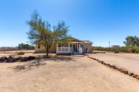 37531 W Pioneer St, Tonopah, AZ 85354