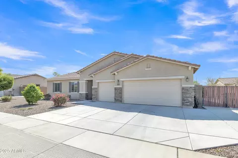 5529 W Huntington Dr, Laveen, AZ 85339