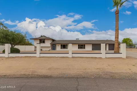 5038 W Acoma Dr, Glendale, AZ 85306