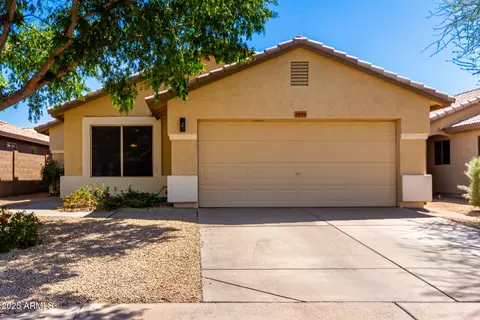 Exterior - 3899 S Chaparral Rd, Apache Junction, AZ 85119 photo 2 of 10