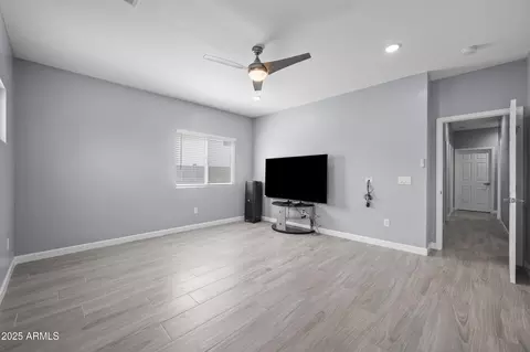 4835 S 35th Dr, Phoenix, AZ 85041 photo 10