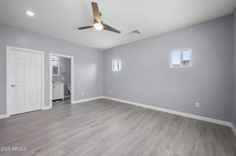 4835 S 35th Dr, Phoenix, AZ 85041 photo 11