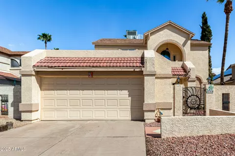 Exterior - 448 E Wescott Dr, Phoenix, AZ 85024 photo 2 of 8