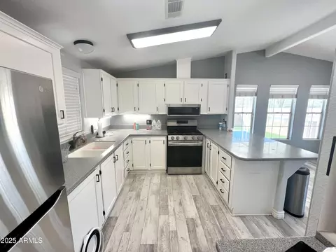 397 N Gold Dr, Apache Junction, AZ 85120 photo 3