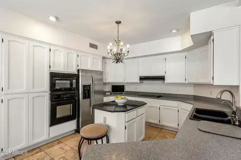 1327 E Le Marche Ave, Phoenix, AZ 85022 photo 7