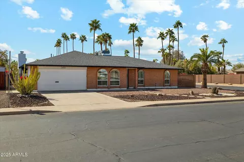 2405 E Balboa Dr, Tempe, AZ 85282