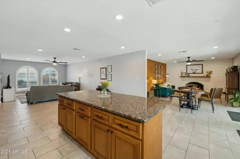2405 E Balboa Dr, Tempe, AZ 85282 photo 4