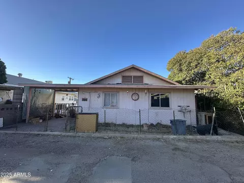 164 E Vandyke Blvd, Miami, AZ 85539