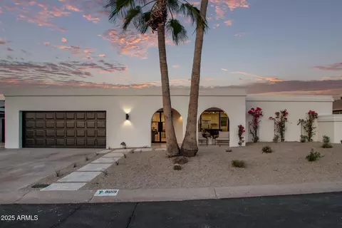 9019 N Arroya Grande Dr, Phoenix, AZ 85028