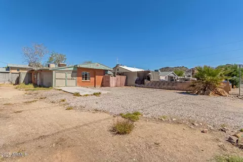 1122 E Cinnabar Ave, Phoenix, AZ 85020 photo 3