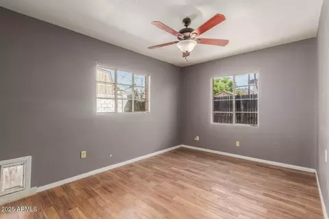 1122 E Cinnabar Ave, Phoenix, AZ 85020 photo 17