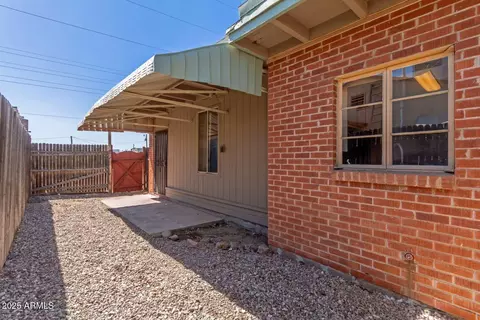 1122 E Cinnabar Ave, Phoenix, AZ 85020 photo 9