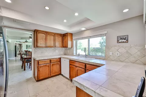 Kitchen - 4708 Euclid Ave, Phoenix, AZ 85044 photo 1 of 4