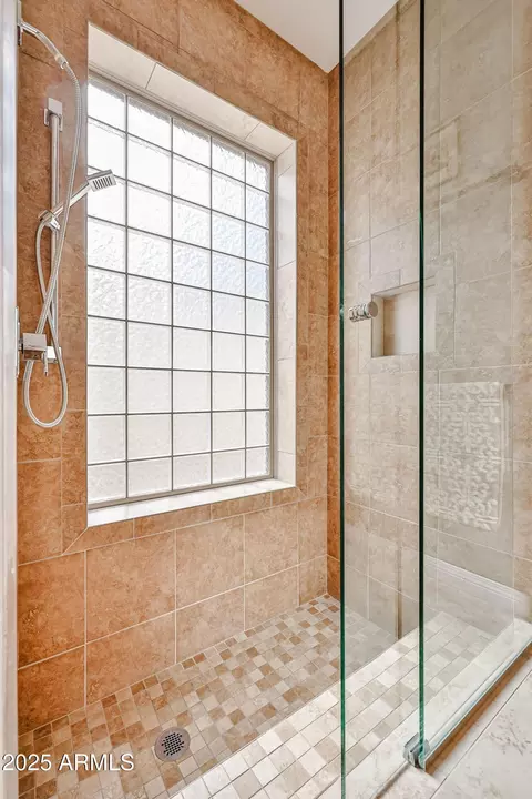 Bath - 4708 Euclid Ave, Phoenix, AZ 85044 photo 3 of 7