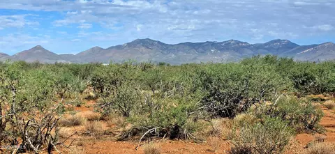 tbd 40 Ac Ronald Reagan Pkwy #-, Huachuca City, AZ 85616