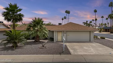 9917 W Cameo Dr, Sun City, AZ 85351