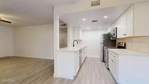 1118 N Granite Reef Rd, Scottsdale, AZ 85257