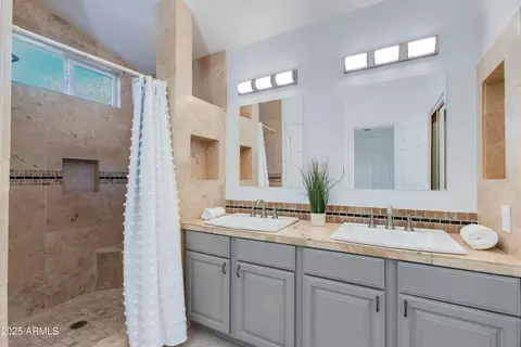 3544 E Tonto Ln, Phoenix, AZ 85050 photo 16