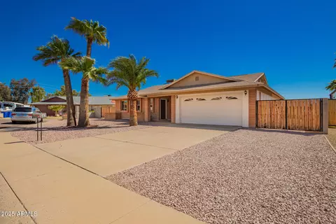 547 E Sack Dr, Phoenix, AZ 85024