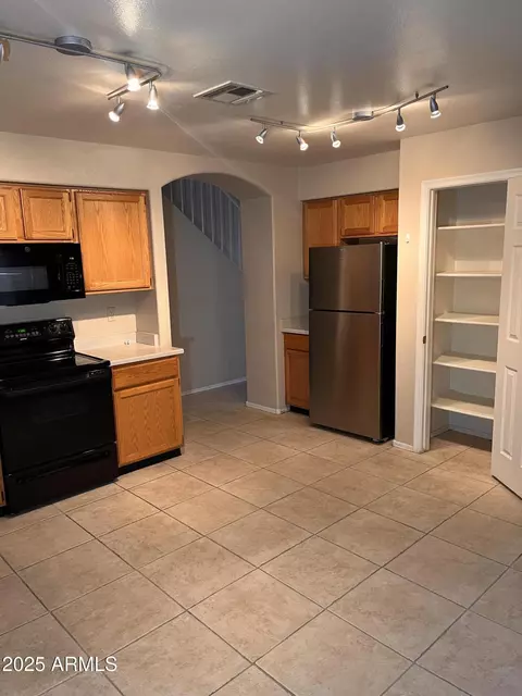 1053 E Sunburst Ln, Tempe, AZ 85284 photo 13