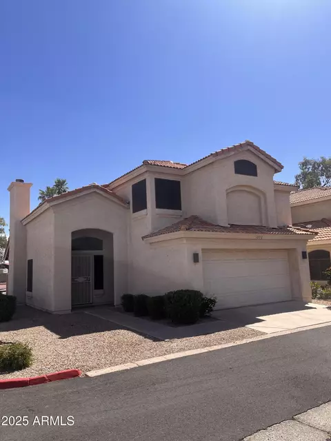 1053 E Sunburst Ln, Tempe, AZ 85284