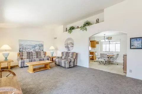 8320 E Nido Ave, Mesa, AZ 85209