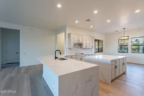 21913 N Pedregosa Ct, Sun City West, AZ 85375
