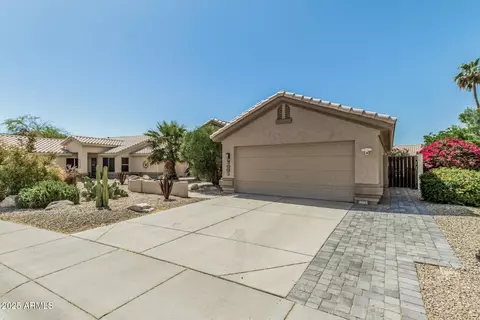 Exterior - 4665 E Goldfinch Gate Ln, Phoenix, AZ 85044 photo 2 of 6