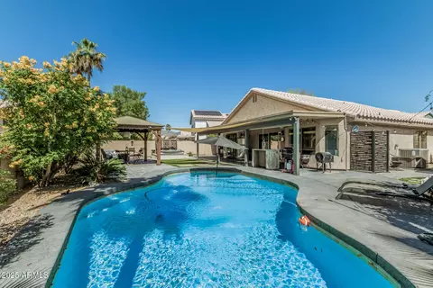 Exterior - 4665 E Goldfinch Gate Ln, Phoenix, AZ 85044 photo 5 of 6