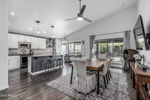 Dining - 4665 E Goldfinch Gate Ln, Phoenix, AZ 85044 photo 1 of 1