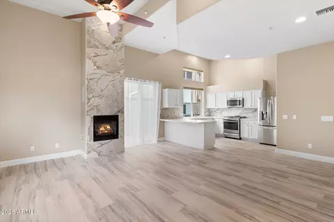 4216 N 27th St #108, Phoenix, AZ 85016