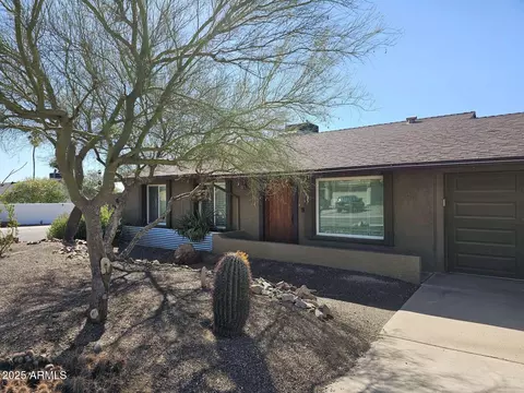 2833 Emile Zola Ave, Phoenix, AZ 85032