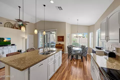 9706 E Sheena Dr, Scottsdale, AZ 85260
