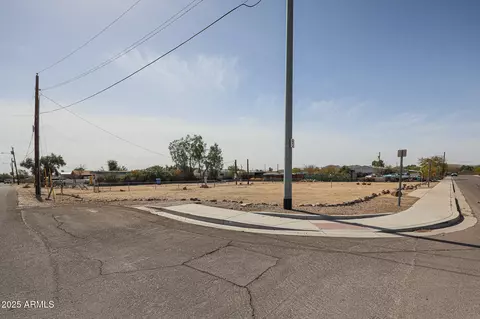 29 W Nn W Foothill Dr #1, Phoenix, AZ 85027