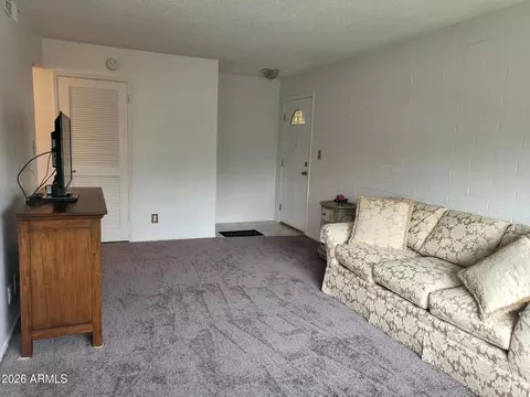 8221 E Garfield St #L205, Scottsdale, AZ 85257