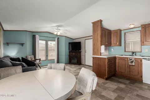 301 S Signal Butte Rd #216, Apache Junction, AZ 85120