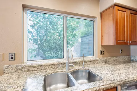 484 E Jasper Dr, Gilbert, AZ 85296 photo 8
