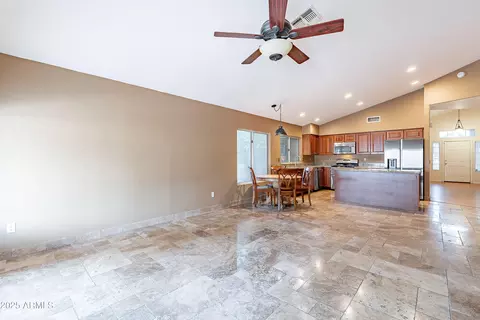 484 E Jasper Dr, Gilbert, AZ 85296 photo 9