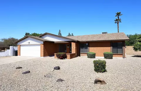 4902 E Charter Oak Rd, Scottsdale, AZ 85254