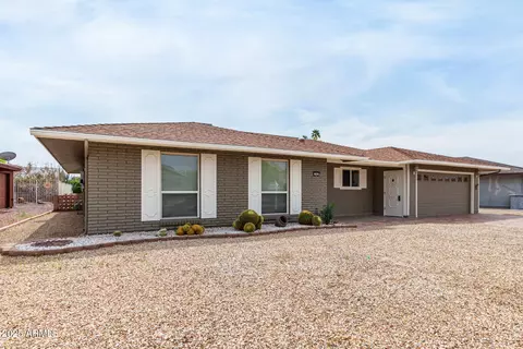 13842 N Tan Tara Dr, Sun City, AZ 85351